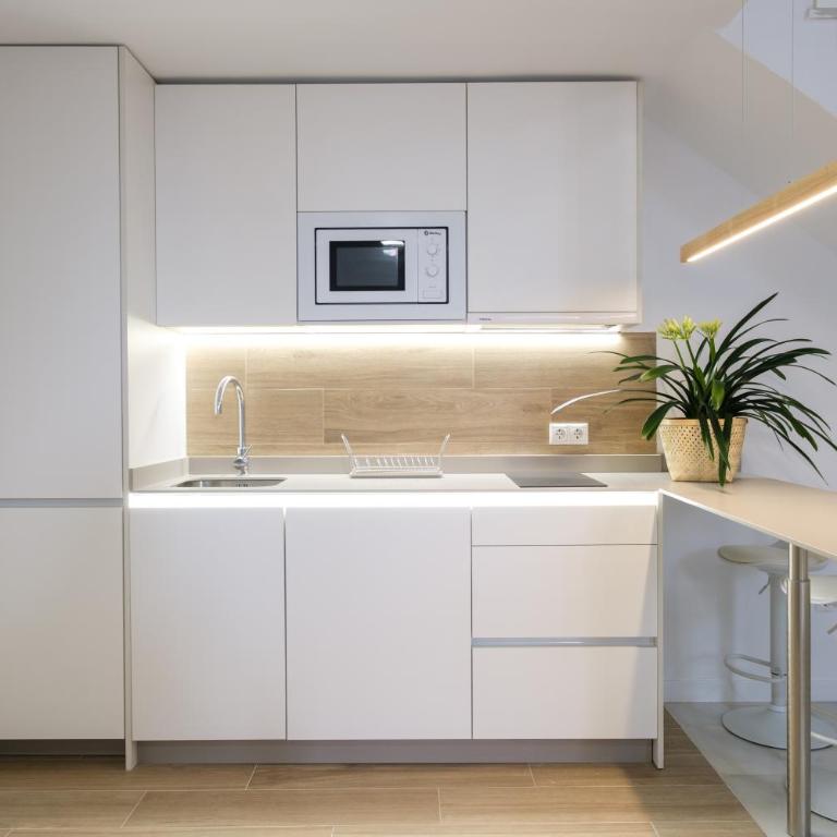Precioso Loft en Centro Histórico de Córdoba. - One-Bedroom Apartment - 9
