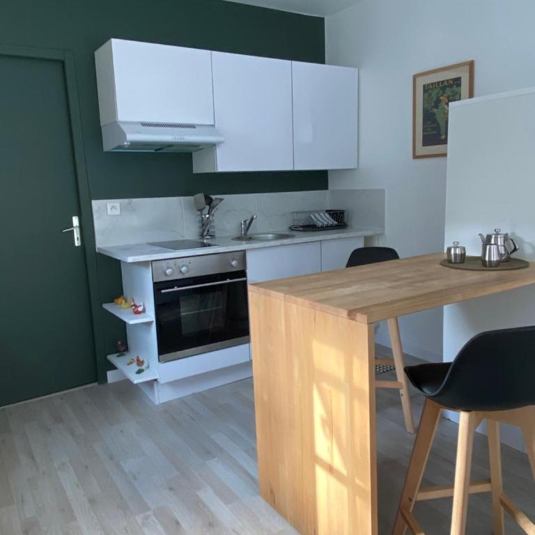 Studio climatisé dans un ancien domaine viticole - Studio-Apartment - 9