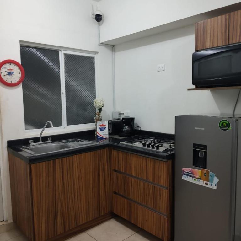 Lovely Apartment HOEStel Pedreira! - Three-Bedroom Apartment - 29
