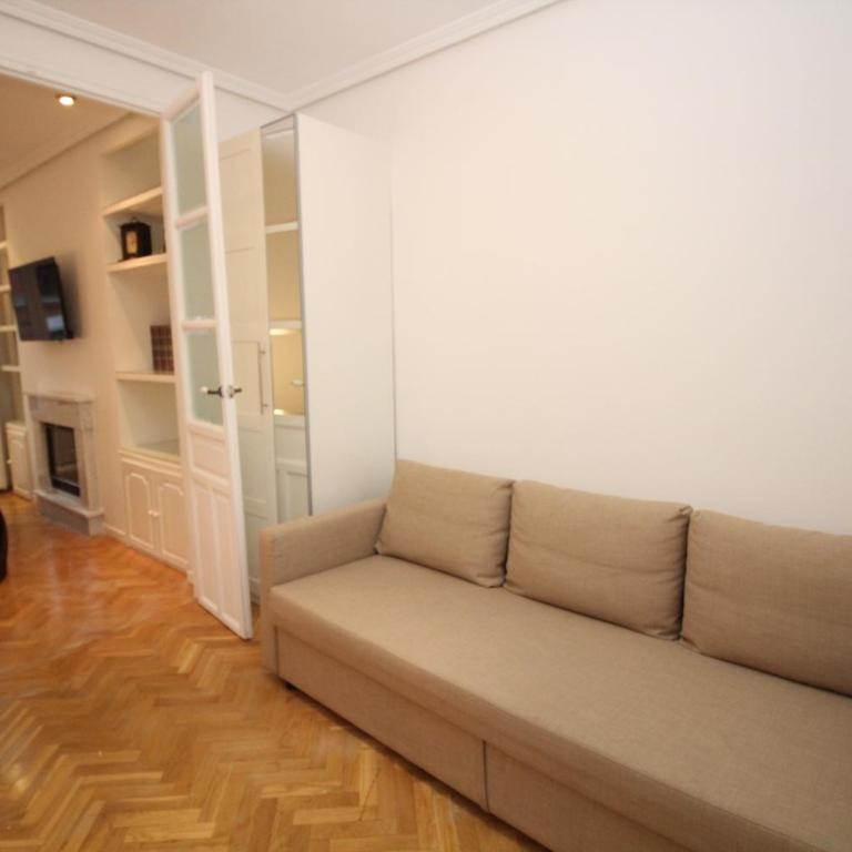 Madrid, C. Mayor - Habitación Cuádruple con balcón - 2
