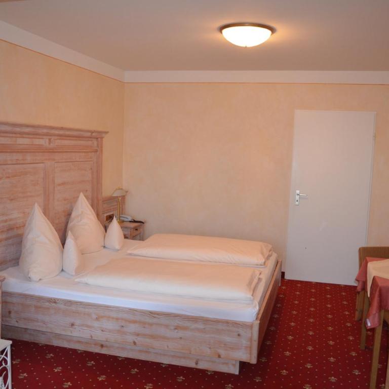 Hotel Sonnenhang - Comfort Zimmer - 5