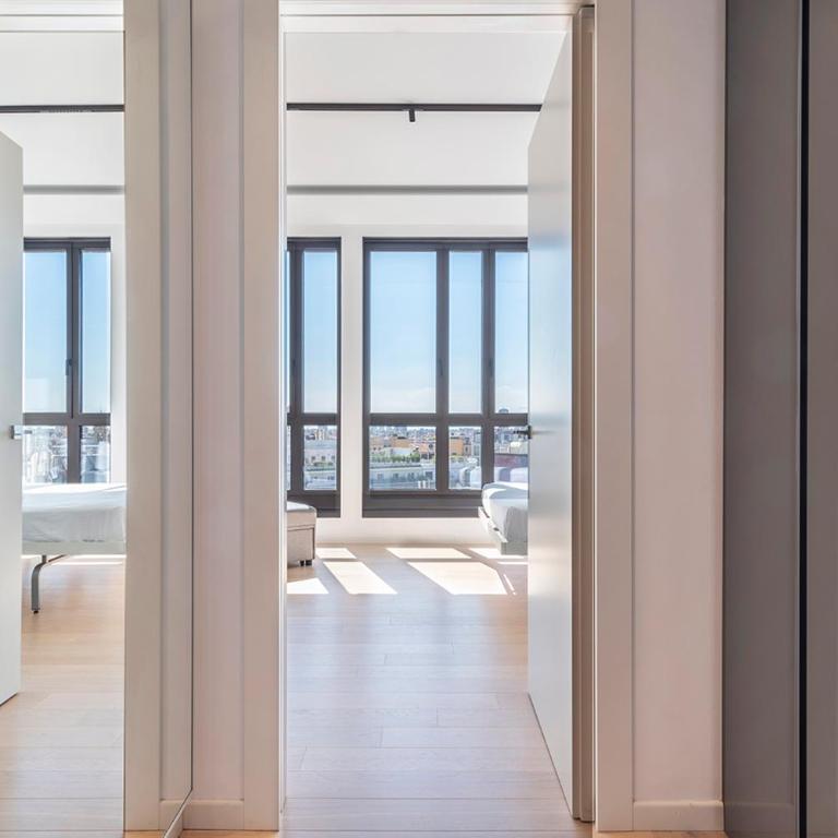 easyhomes-Central Tower - Monolocale - Piano Superiore - 2