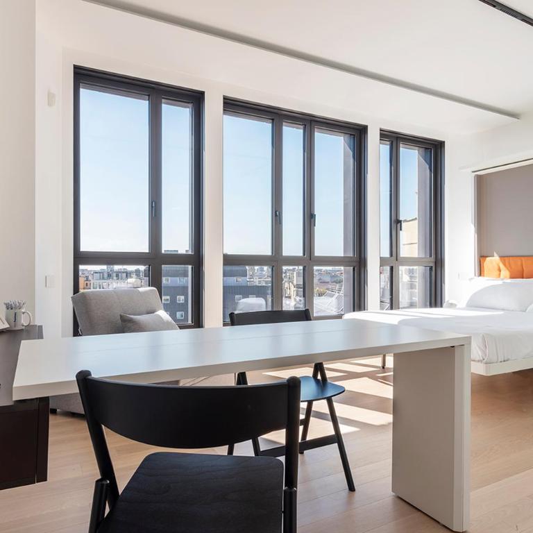easyhomes-Central Tower - Monolocale - Piano Superiore - 3
