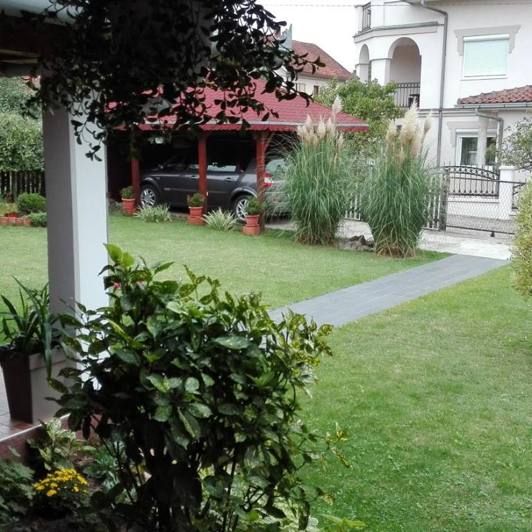 Studio apartman MarMar - Studio s Pogledom na Vrt - 16
