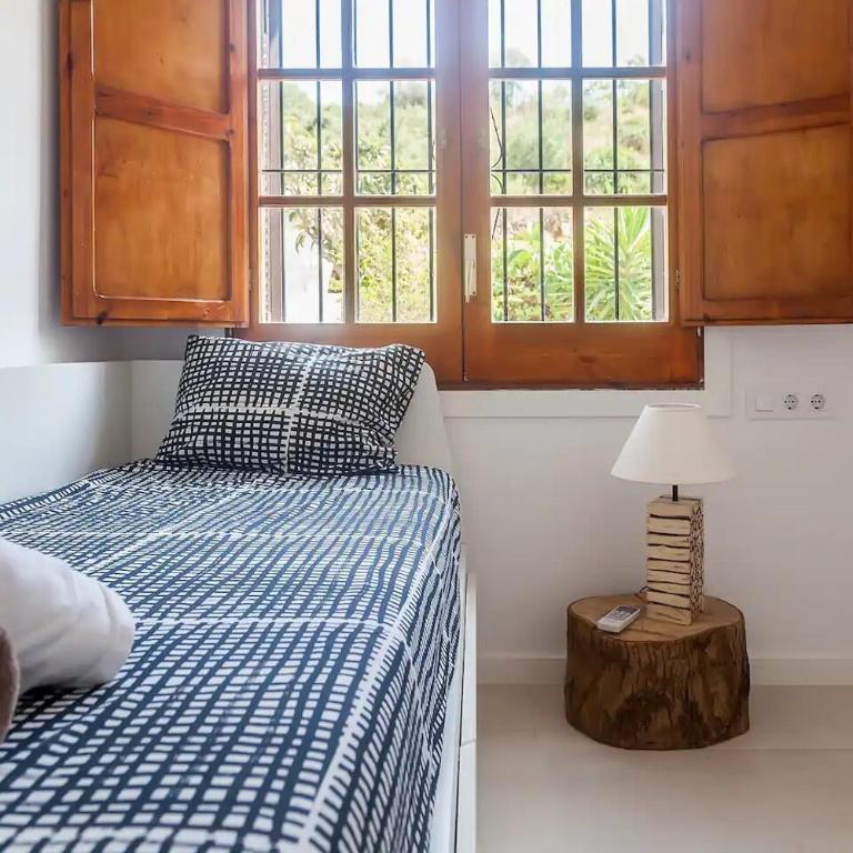 Villa Sitges Colonial. Impressive views of the sea. High design. Renovated. - Villa - 44