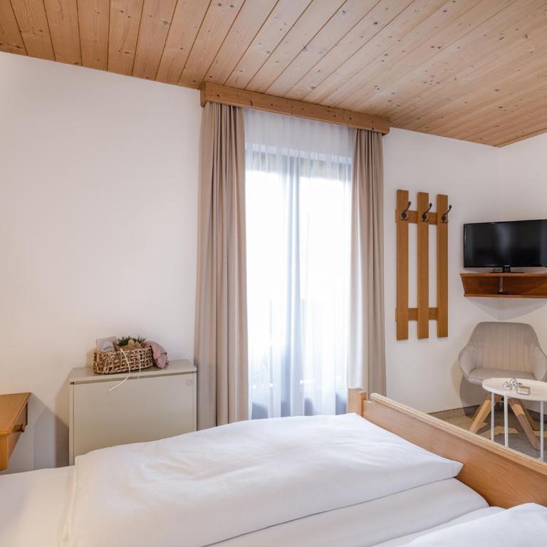 Appartements Klausner - Chambre Double - Vue sur Montagne - 3