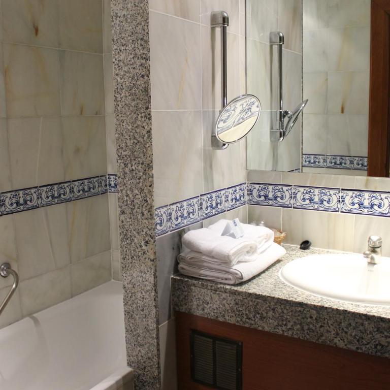 Ramblas Hotel - Economic interior Double or Twin room - 2