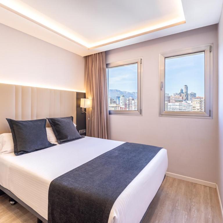 Hotel Cimbel - Double Room City View without Terrace - 3