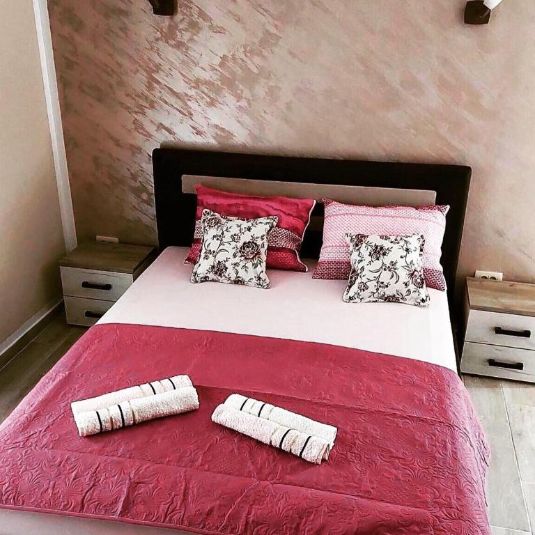 Studio Elena - Studio Apartment with King size bed and balcony - 1