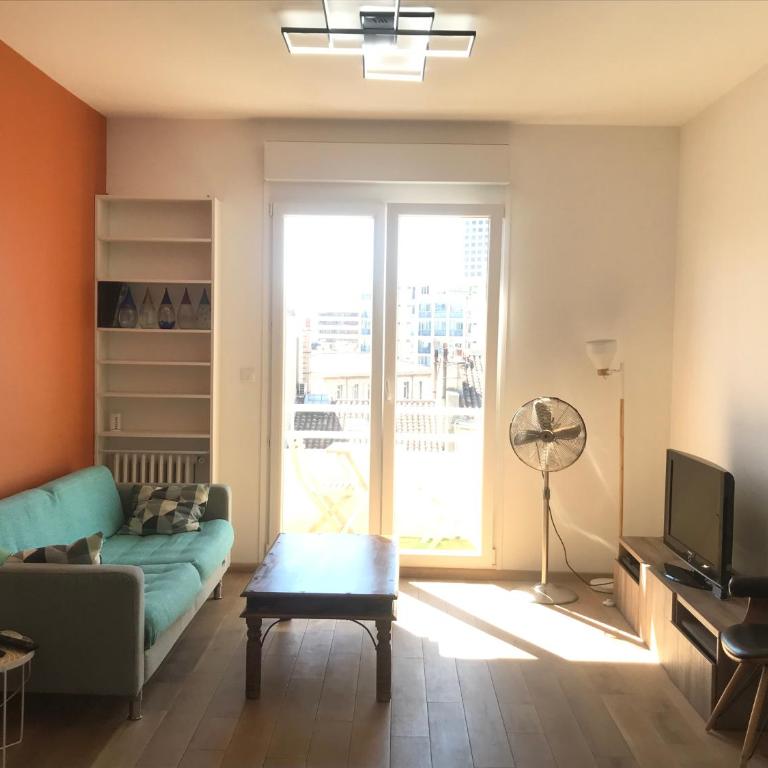 Très bel appartement T3 proche place Castellane avec vue et 2 chambres - Appartement 2 Chambres - 7