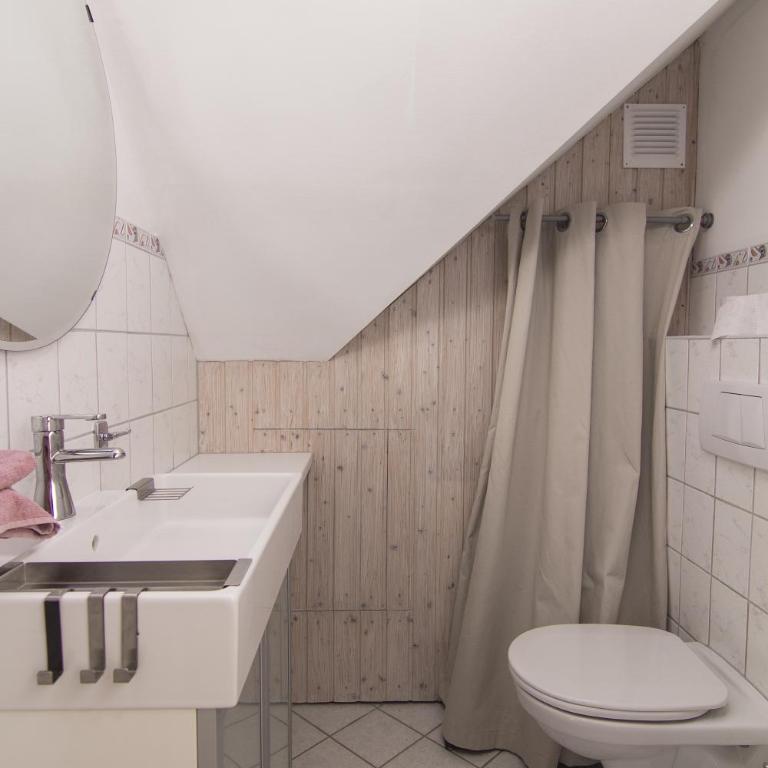 Ferienwohnungen Soravia - Apartment mit 2 Schlafzimmern und Balkon - 9