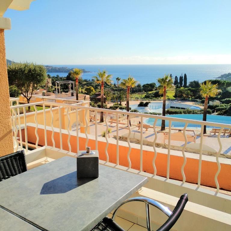 Village Cap Estérel Agay St Raphaël vue mer et piscine - Appartement 1 Chambre - 2