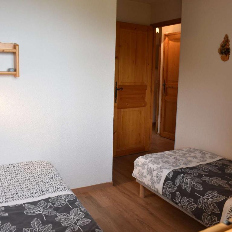 Charmant Appartement 2P à Méribel, Proche Commerces et Pistes, Parking Inclus - Appartement 1 Chambre - 13