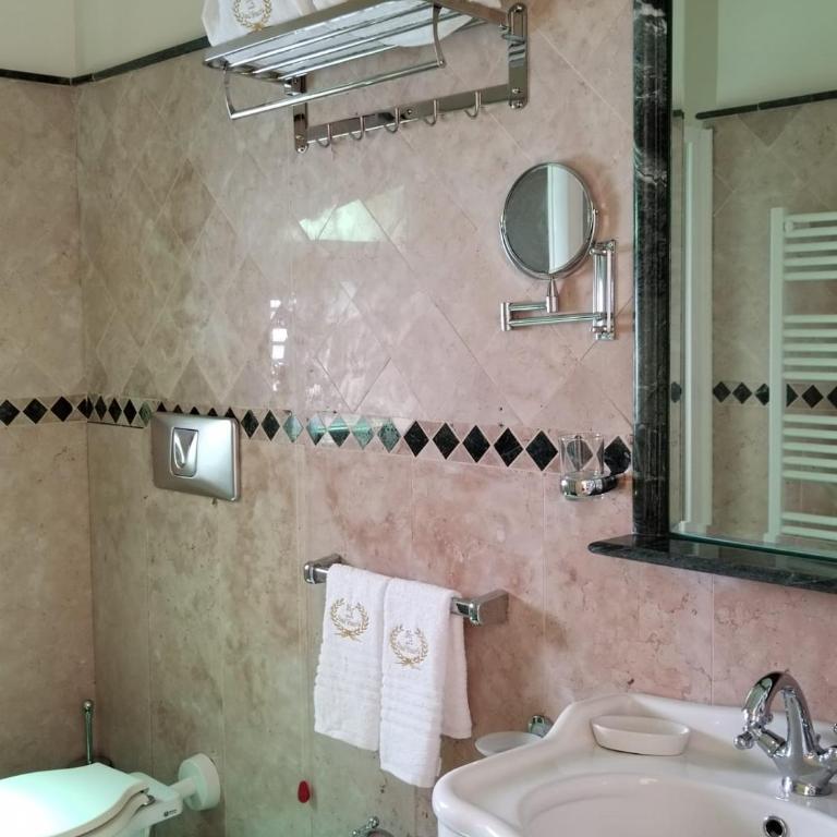 Hotel Trinacria - Camera Tripla Comfort con Doccia - 1