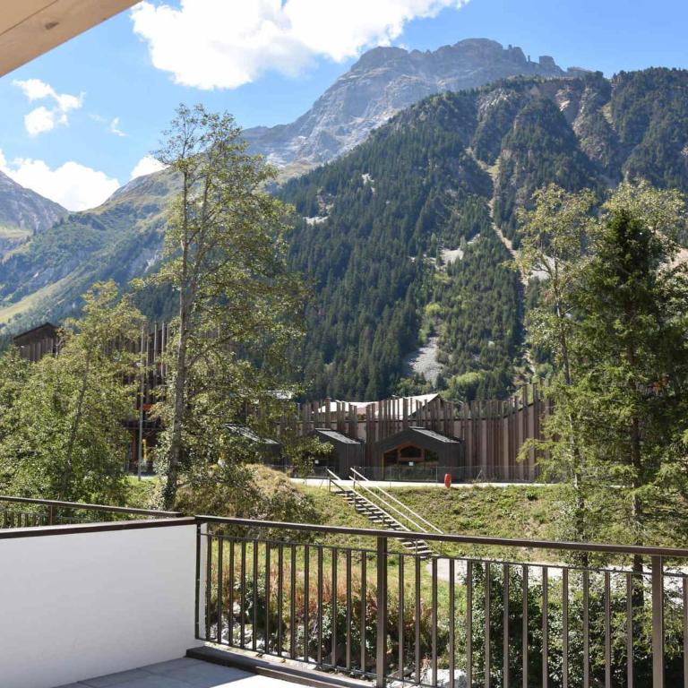 Bel appartement avec grande terrasse et WiFi à Pralognan - FR-1-464-208 - Apartment - 5