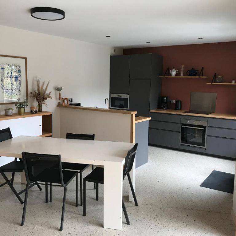 PAS DISPONIBLE - Le 55bis - Maison 3 Chambres - 7