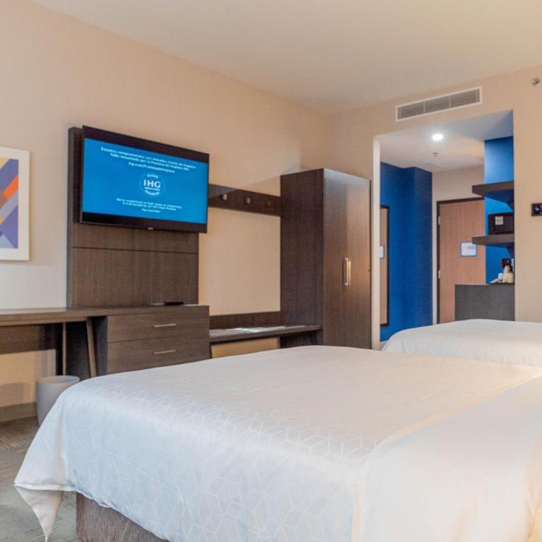 Holiday Inn Express & Suites - Tijuana Otay by IHG - Standard Room with Two Queen Beds - 1
