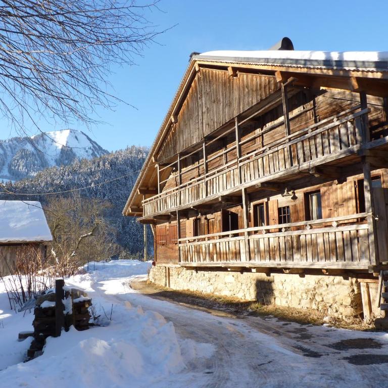 Warm and Stylish Boutique Lodge L'Etoile de Savoie - Chalet 3 Chambres - 1