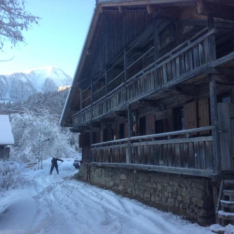 Warm and Stylish Boutique Lodge L'Etoile de Savoie - Chalet 3 Chambres - 4