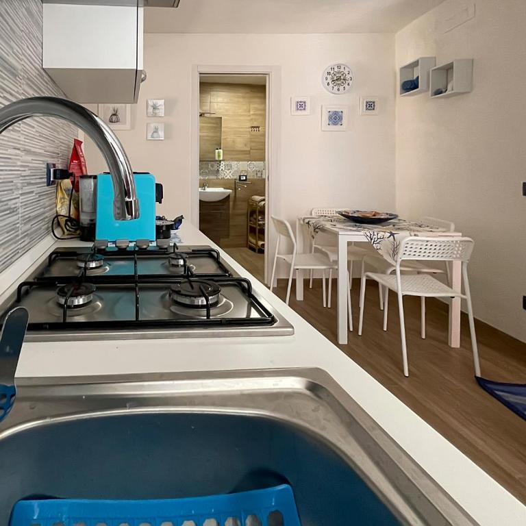 Domus Caricatore - One-Bedroom Apartment - 3