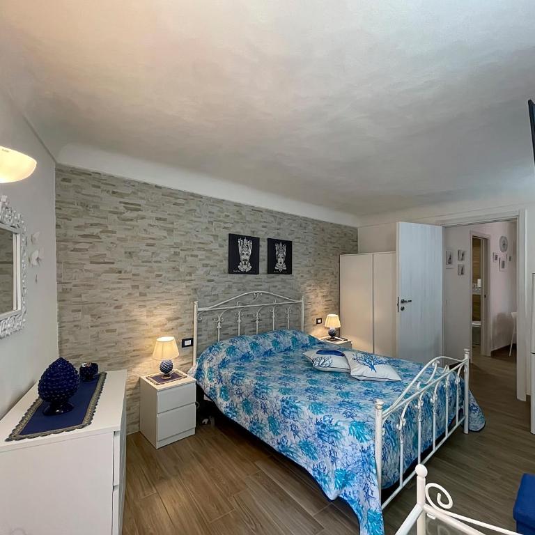 Domus Caricatore - One-Bedroom Apartment - 1