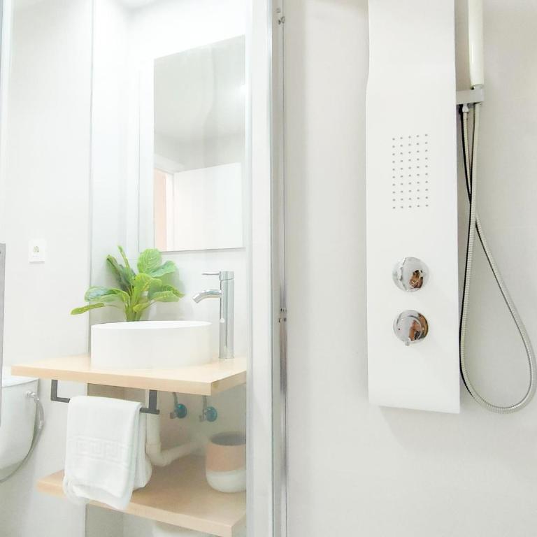 Delight Holiday Home - Casa - 11