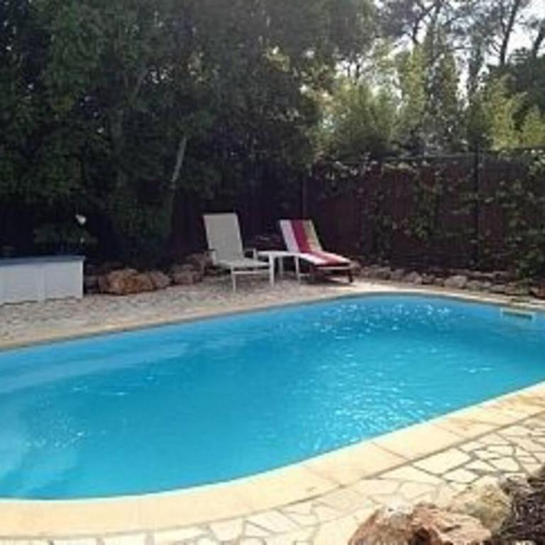 Stunning Cottage with Pool in Provence France - Chambre Double - Vue sur Parc - 4