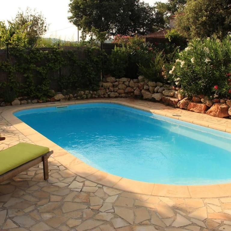 Stunning Cottage with Pool in Provence France - Chambre Double - Vue sur Parc - 2