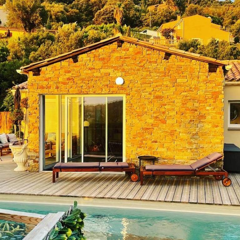 VILLA PERLA SAINT-TROPEZ CAVALAIRE sur MER, 3-5 chambres, vue mer, piscine chauffée avril à octobre - Villa con Vista Mare - 1