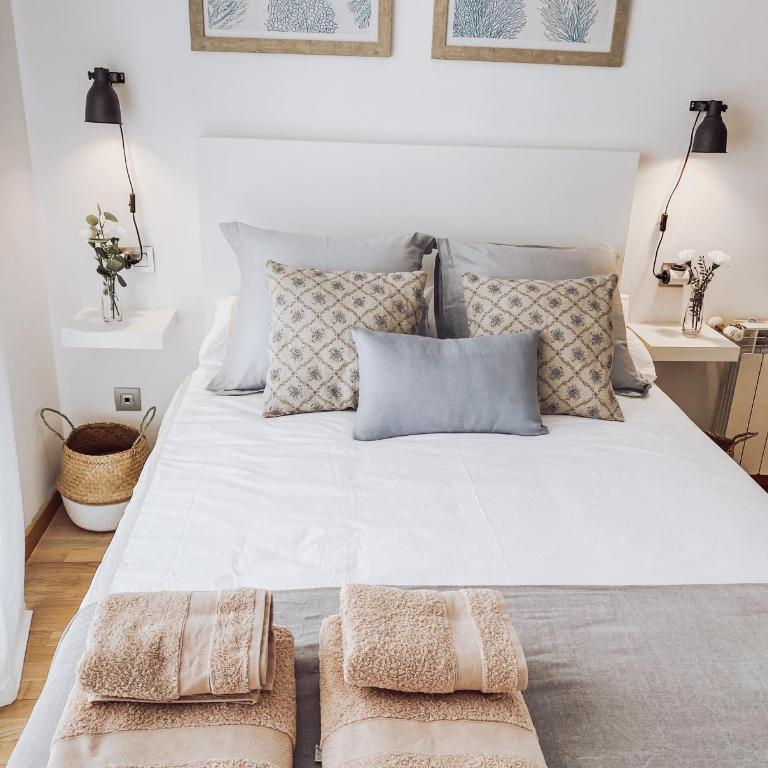 Aires de Montecerrao, plaza de garaje y WIFI gratis - Apartamento de 1 dormitorio - 7