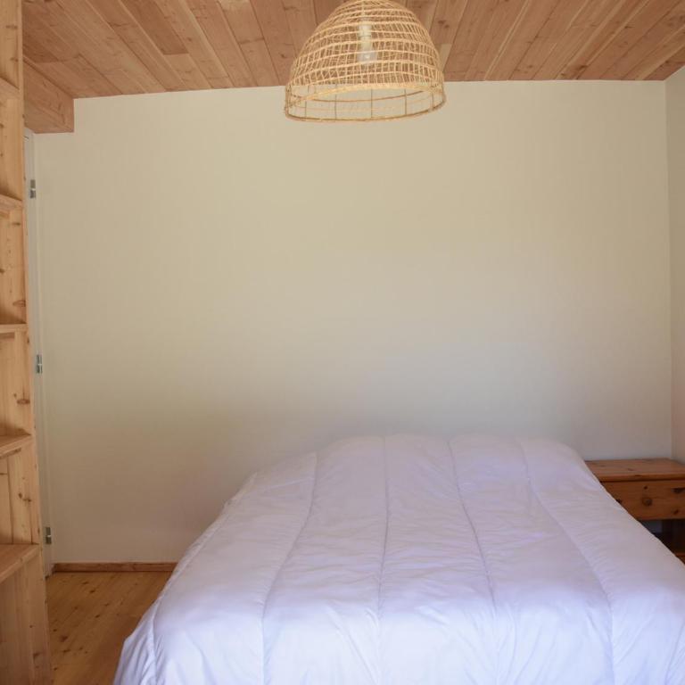 Rez-de-jardin ensoleillé, 3 pièces, proche centre et pistes, animaux acceptés - FR-1-464-206 - Apartamento - 2