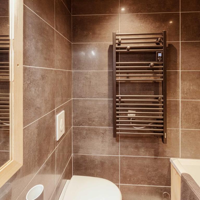 Le Chenaillet, duplex au pied des pistes et spa - Apartment - 24