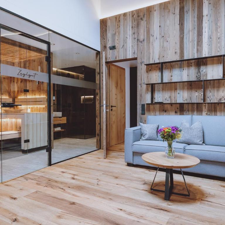Premium Chalets by ZAGLGUT, Zell am See-Kaprun - Wellness & Infinity Pool, Air Conditioning, Panoramic Views & Summer Card Included - Chalet mit 2 Schlafzimmern, Sauna und Badewanne - 9