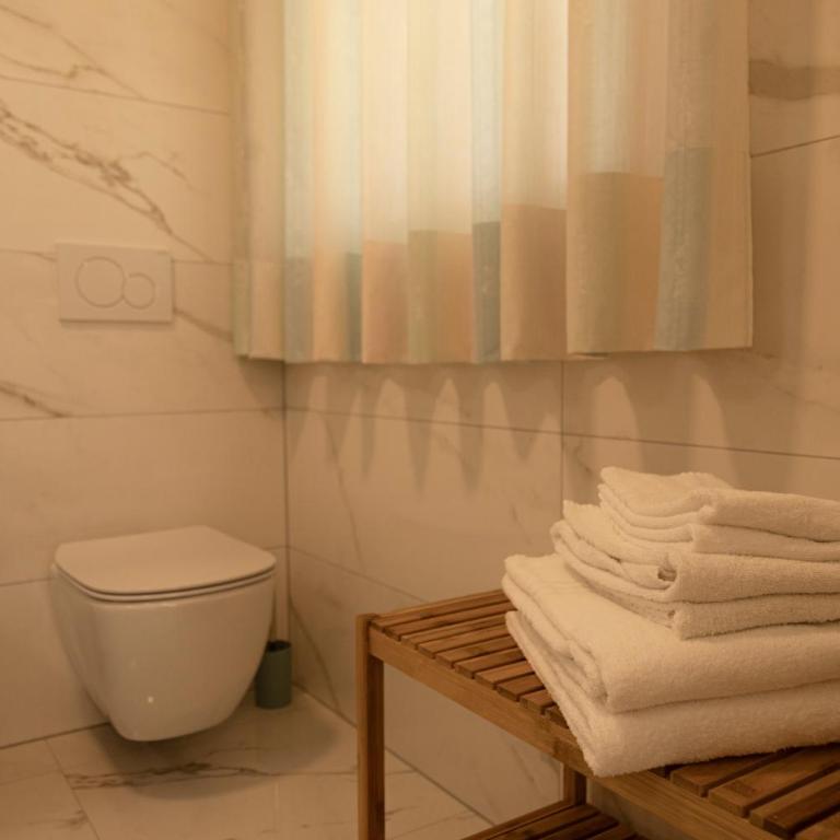 HOLIDAY APARTMENTS GIULIA - Blue - Three-Bedroom Apartment - 3