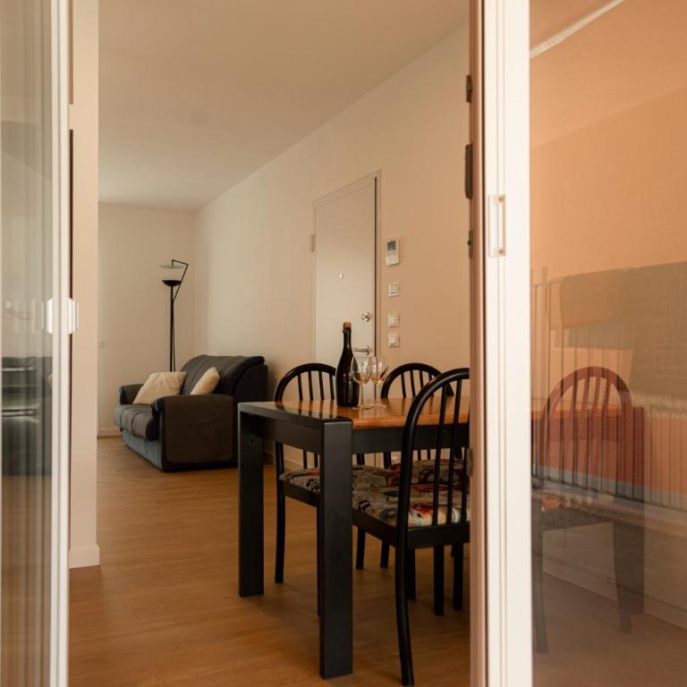HOLIDAY APARTMENTS GIULIA - Blue - Three-Bedroom Apartment - 9