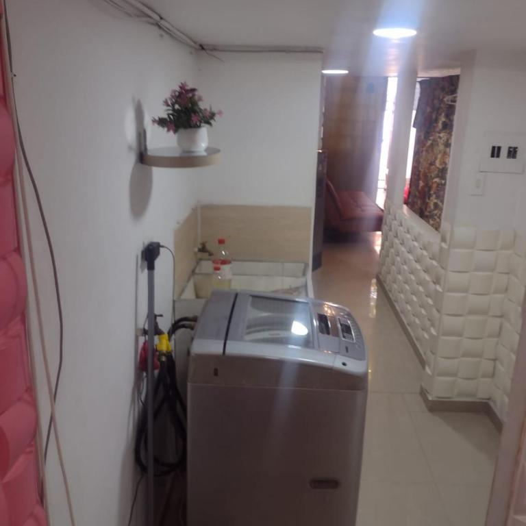 APARTAMENTO PARA TRES PERSONAS a 10 minutos del centro de eventos valle del pacifico y a la misma distancia del centro de la ciudad Y también a 300 mts del Orquideorama - Apartamento de 1 dormitorio - 10