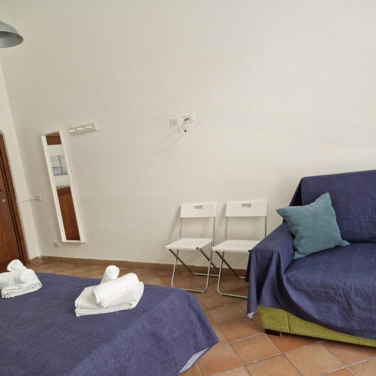 Le Stanze di Marta - Camera Tripla con Bagno Privato Esterno - 4