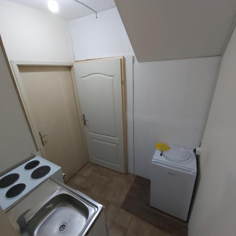 Apartments Maki 2 i 3 - Apartman sa 1 Spavaćom Sobom - 3
