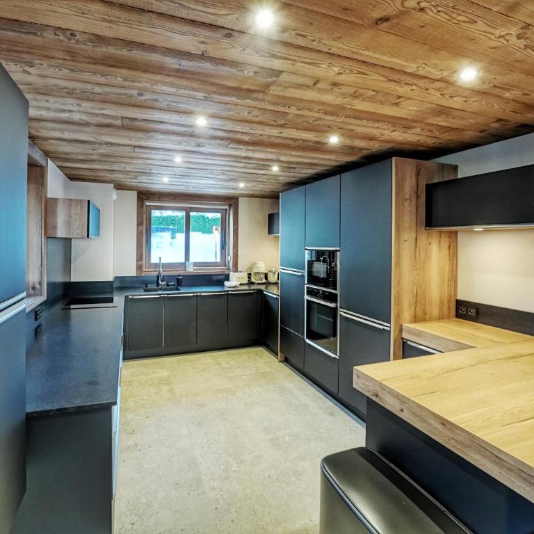 Chalet Whymper avec piscine 150m téléphérique (neuf 2021) - Chalet - 13