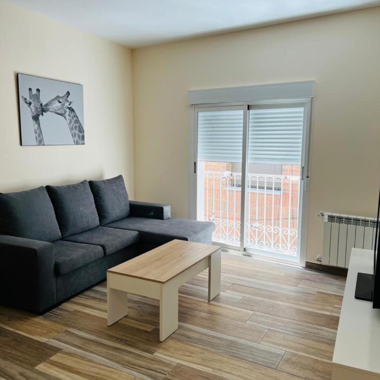 Fantástico piso NUEVO en el centro de Benidorm - Three-Bedroom Apartment - 1