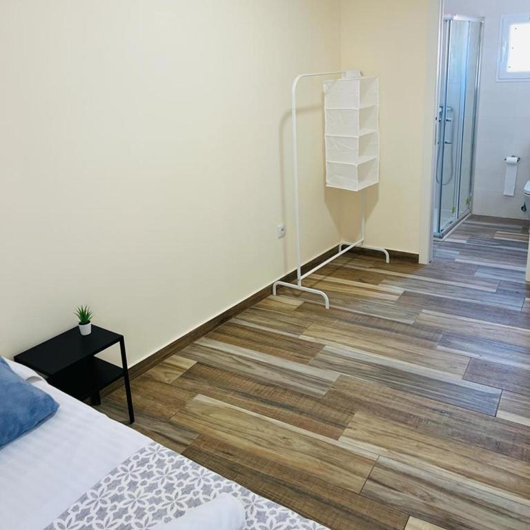 Fantástico piso NUEVO en el centro de Benidorm - Three-Bedroom Apartment - 6