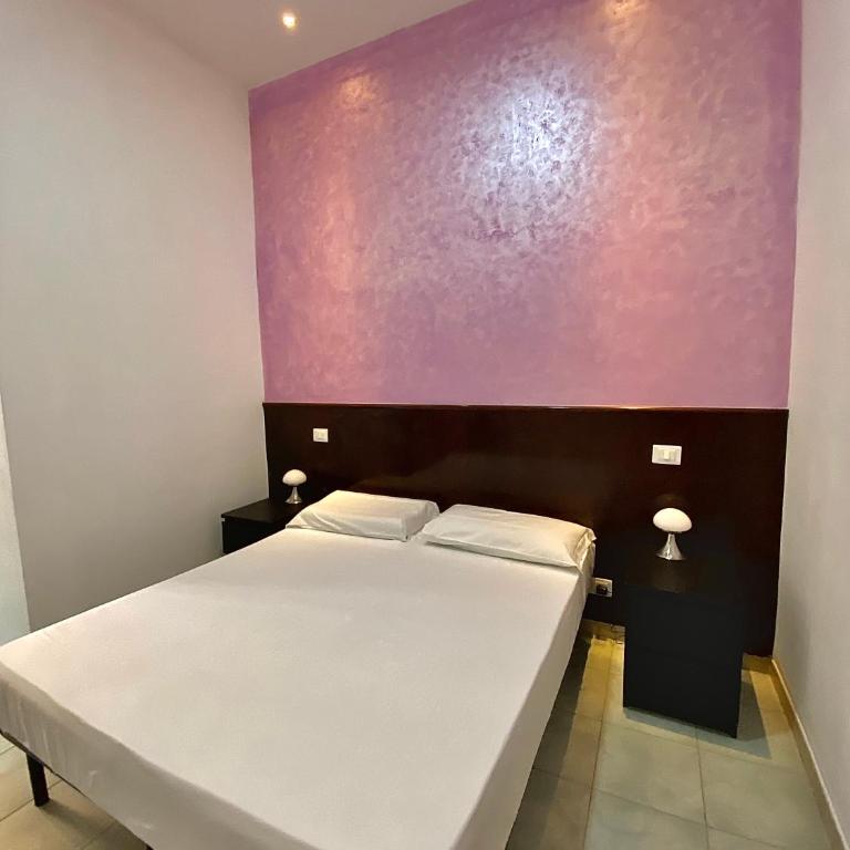 Rome Termini Rooms 4 - Camera Matrimoniale con Bagno Privato - 1