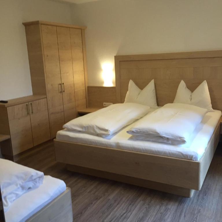 Hotel Garni Ingeborg - Apartment mit 2 Schlafzimmern und Balkon (5 Erwachsene) - 2