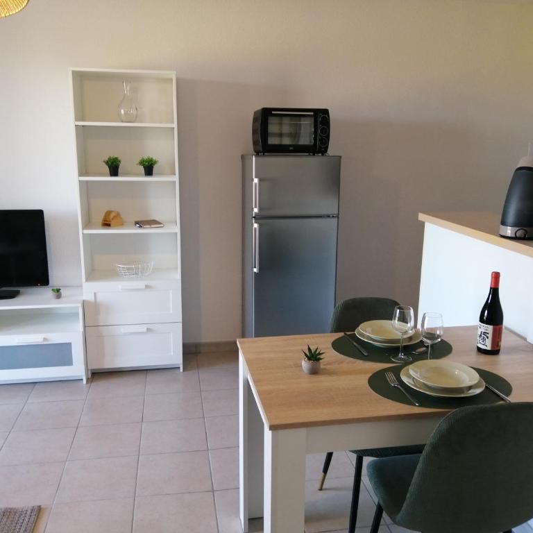 Le cocon de Marie,piscine, balcon, parking gratuit, baignoire - Apartamento de 1 dormitorio - 13