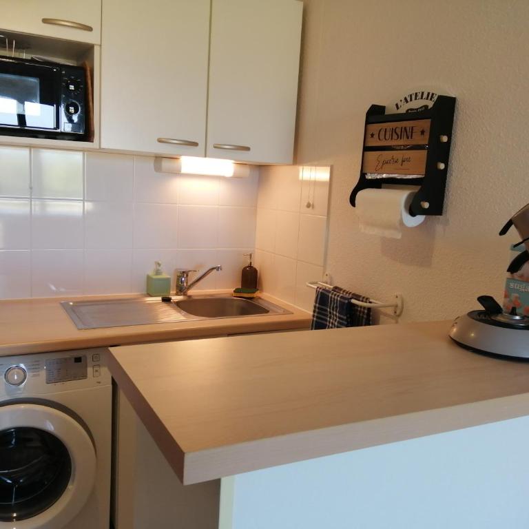 Le cocon de Marie,piscine, balcon, parking gratuit, baignoire - Apartamento de 1 dormitorio - 11
