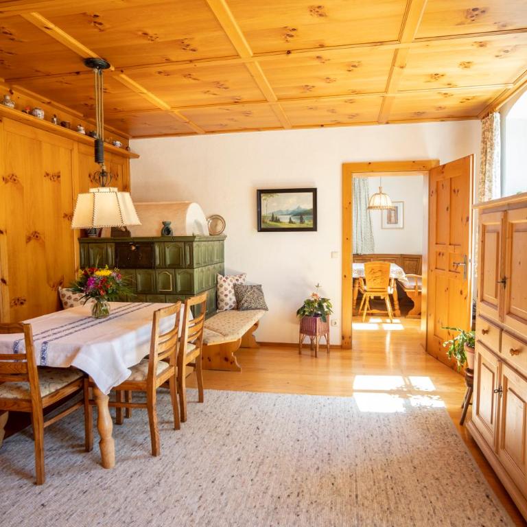 Landhauswohnung mit wildromantischem Garten - Apartment mit 2 Schlafzimmern - 9