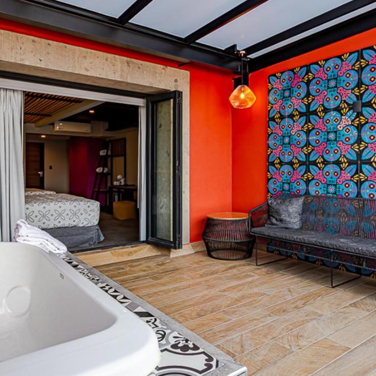 Barrio Downtown Mexico City Hostel - Junior Suite with Terrace - 3