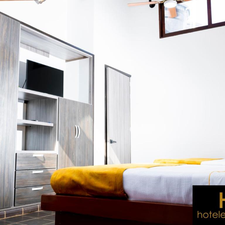 La Floresta de Cite Hotel - Apartment with Balcony - 3