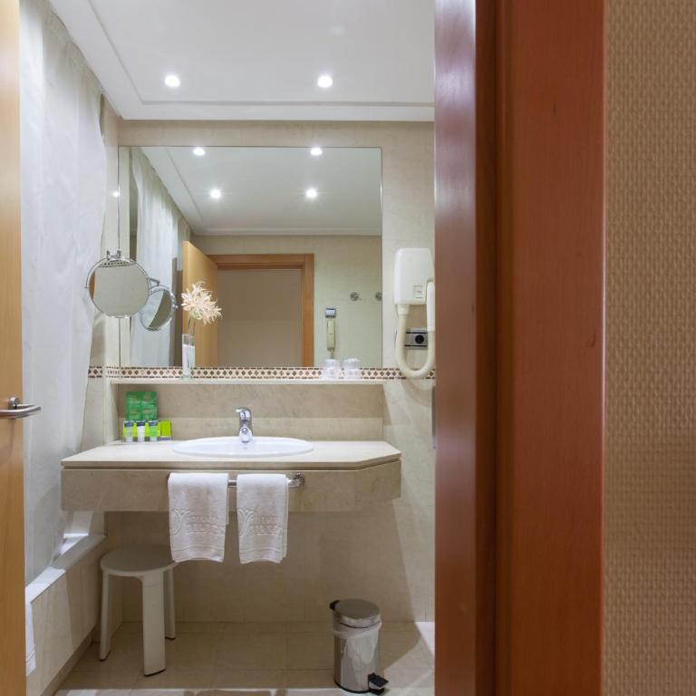 Silken Luis de León - Habitación Doble Confort - 1 o 2 camas - 7