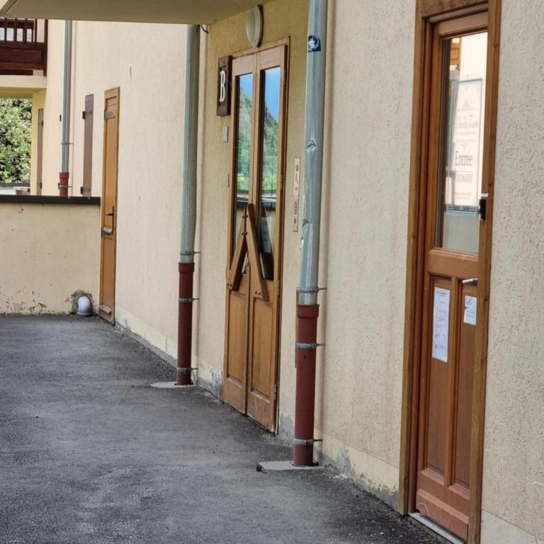 Agréable appartement de 6 pers au pieds des pistes ,wifi gratuit à Saint-Sorlin-d'Arves labelise 3 étoiles au gîte de France - Appartement 2 Chambres - 18